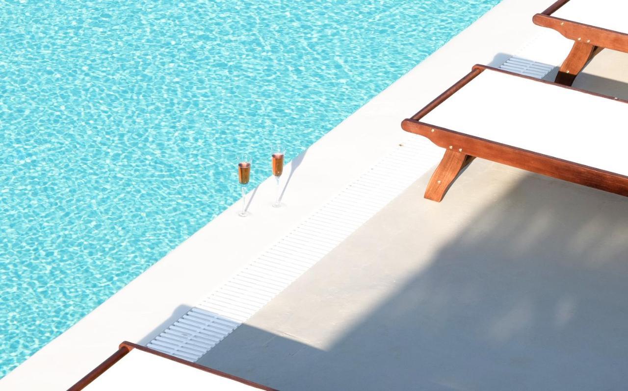 Dipolis Luxury Apartments Syros Episkopion  エクステリア 写真
