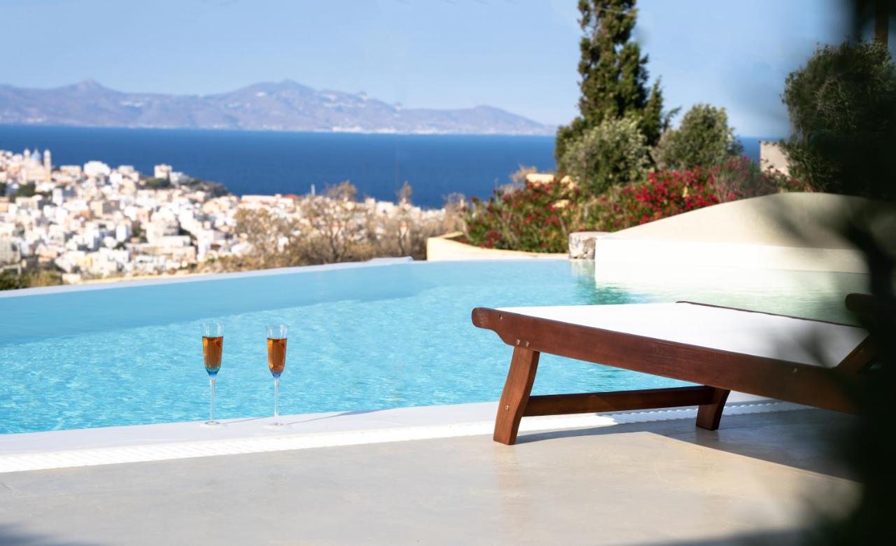 Dipolis Luxury Apartments Syros Episkopion  エクステリア 写真