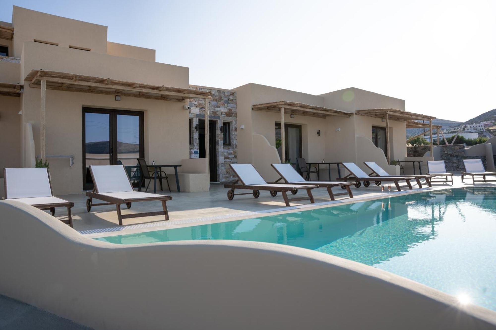 Dipolis Luxury Apartments Syros Episkopion  エクステリア 写真