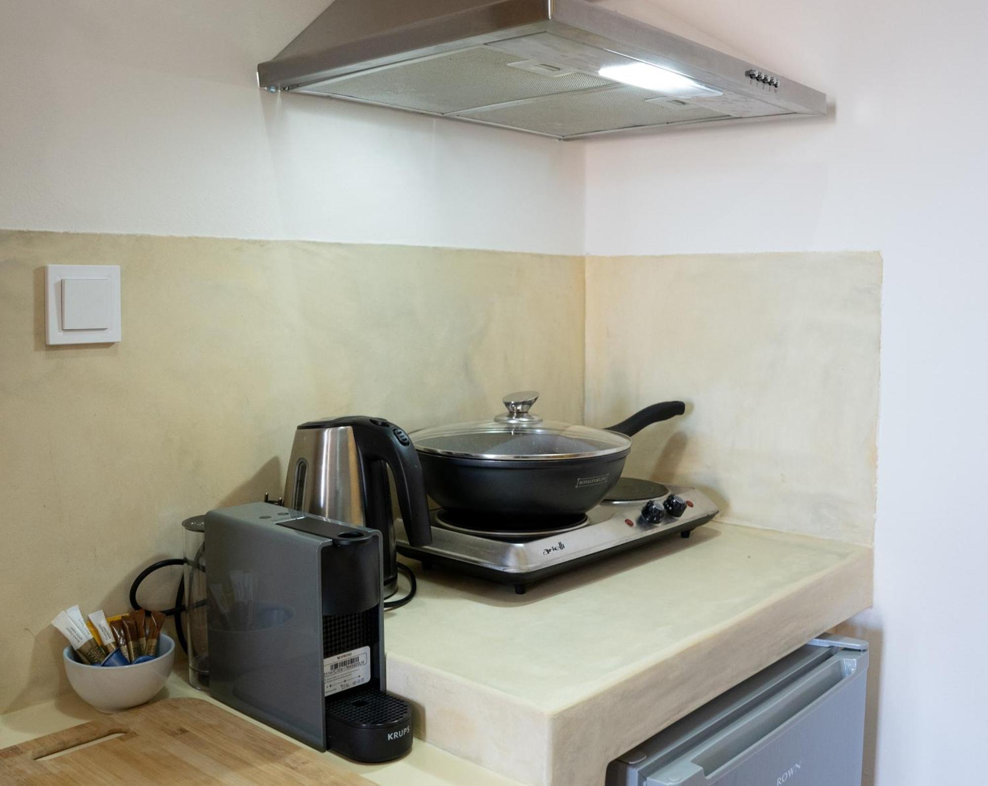 Dipolis Luxury Apartments Syros Episkopion  エクステリア 写真