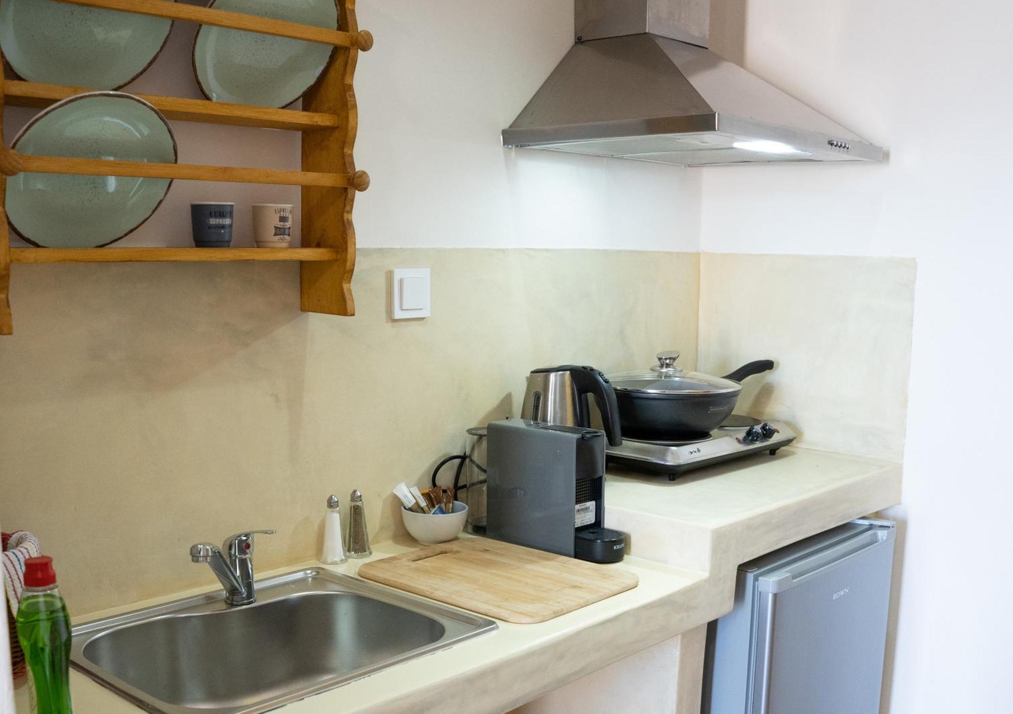 Dipolis Luxury Apartments Syros Episkopion  エクステリア 写真