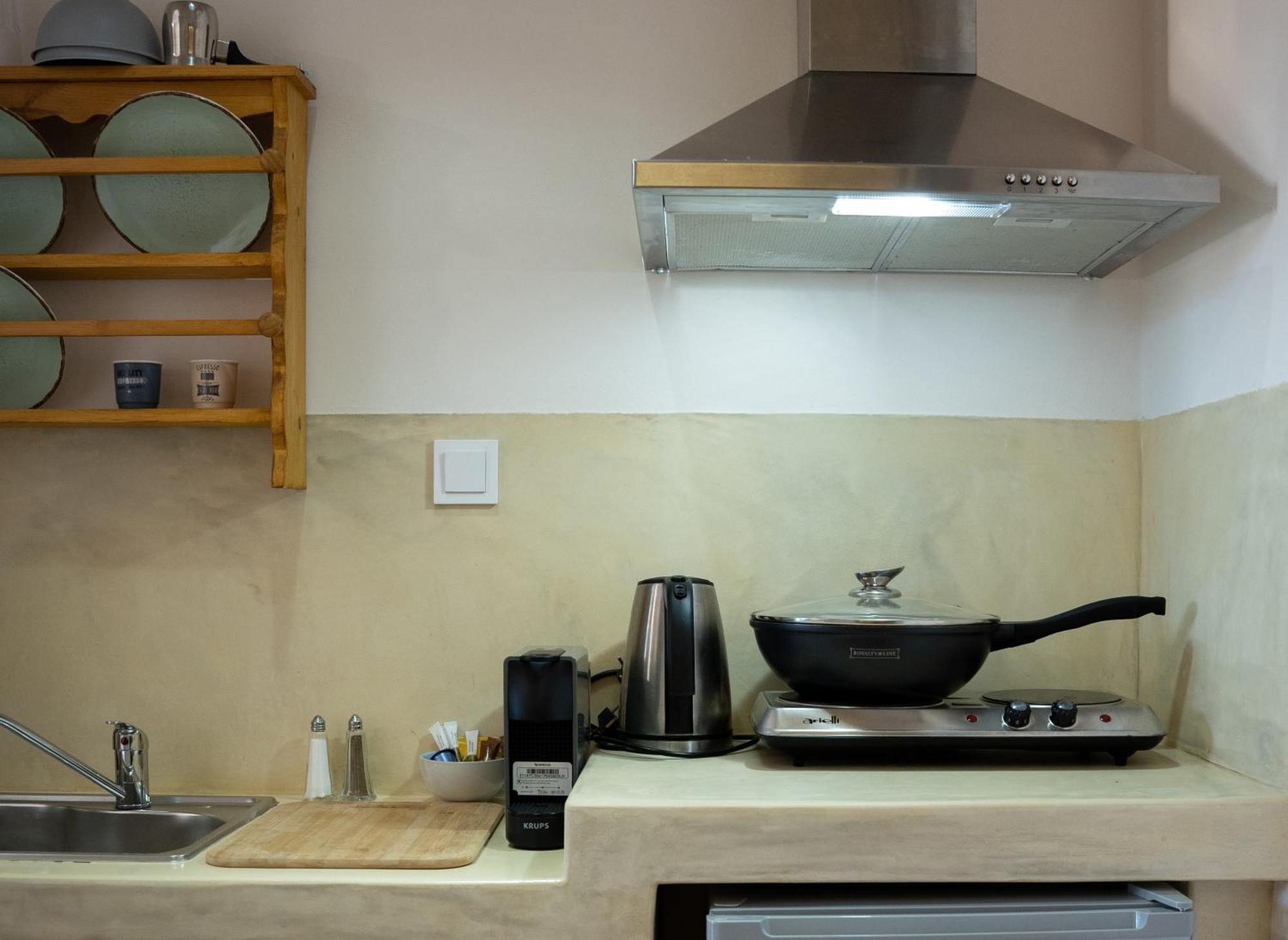 Dipolis Luxury Apartments Syros Episkopion  エクステリア 写真
